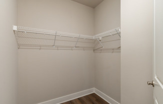 Welcome to Barrington Square Luxury Apartments