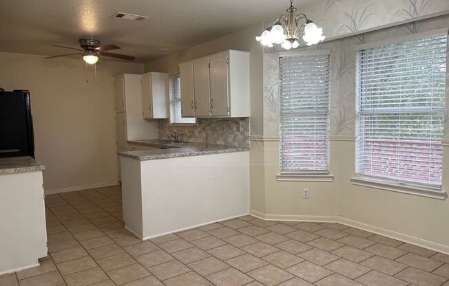 3 beds, 2 baths, $1,500