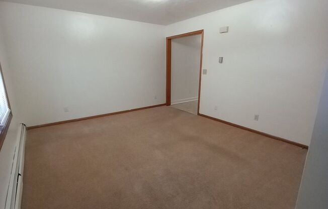 2 beds, 1.5 baths, 900 sqft, $1,440, Unit F-5