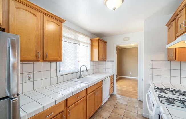 1 bed, 1 bath, $1,995