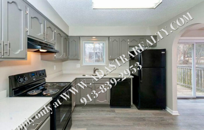 3 beds, 2 baths, $1,695