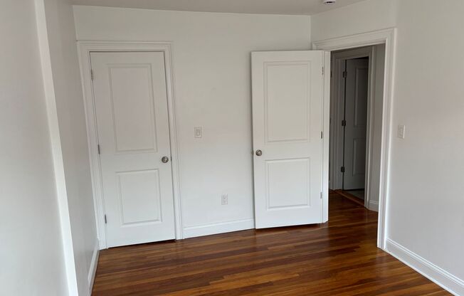 2 beds, 2 baths, 690 sqft, $2,400, Unit 109 Summer #116