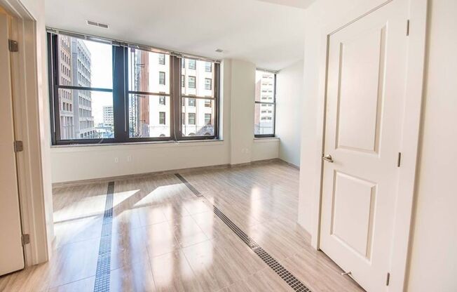 Studio, 1 bath, 498 sqft, $1,365, Unit 0501