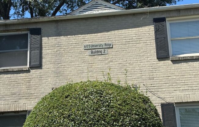 Downtown living at its best! Remodeled - 2-Story End-Unit is convenient to all that Downtown Greenville has to offer. 2 BD, 1 Full BA - freshly painted, New LVP Flooring, New Stainless Appliances