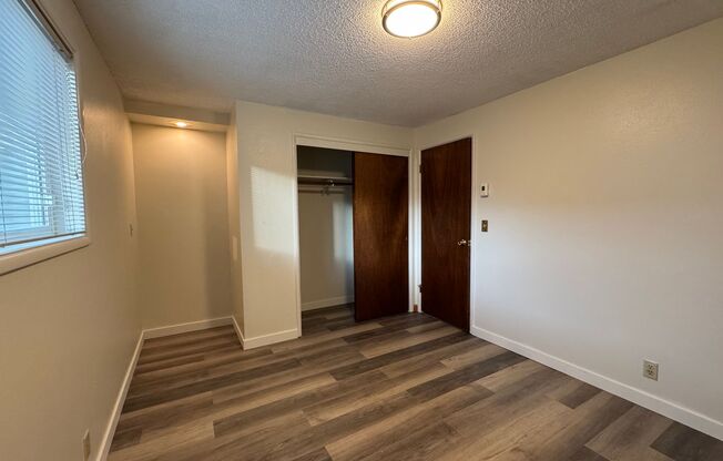 3 beds, 2 baths, $2,100, Unit 1405 W 26th Ave