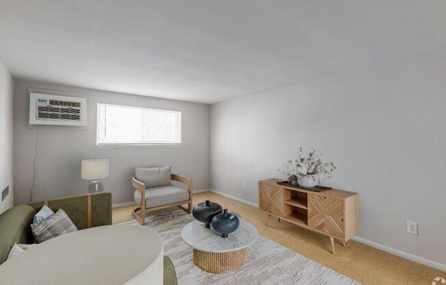 Jefferson Court Apartments