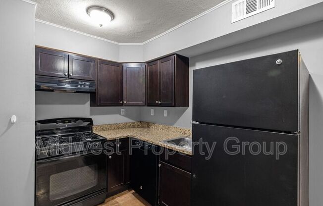 2507 S BIG BND BLVD