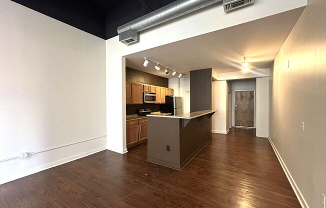 2 beds, 2 baths, 1,034 sqft, $2,650, Unit 901