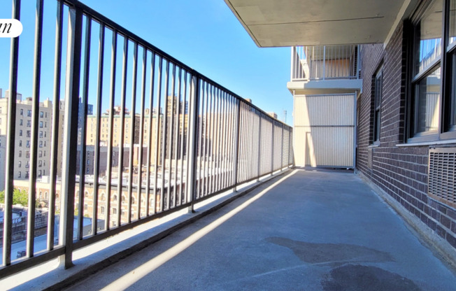 1 bed, 1 bath, 800 sqft, $4,400, Unit 11D