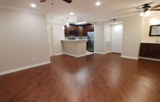 1 bed, 1 bath, 890 sqft, $2,550, Unit 114