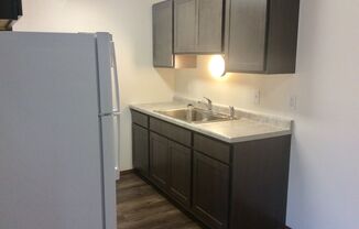 3 beds, 2 baths, 1,200 sqft, $1,195, Unit 23
