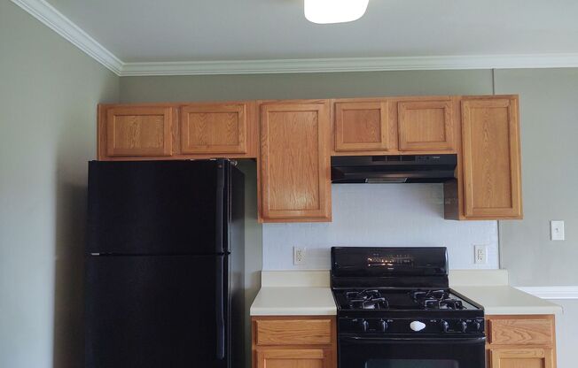Pristine 2-Story Home in Laurel Valley!