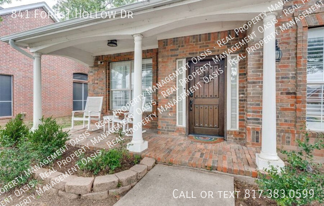 841 FRST HOLW DR