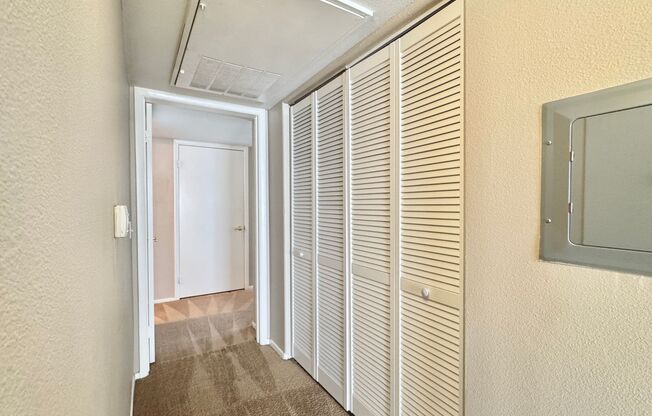 2 beds, 2 baths, $1,210, Unit # 2089