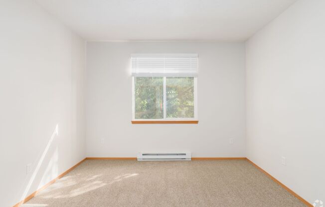 2 beds, 2 baths, 1,070 sqft, $1,530, Unit 340