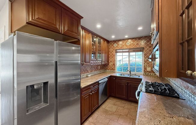 Stunning 4B/2.5Ba House w/ Two Fireplaces, Large Yard, and Attached Garage!