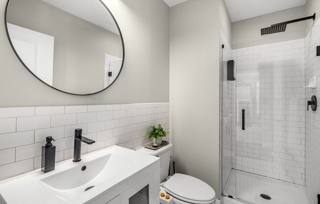 2 beds, 2 baths, $2,765, Unit LABS 565 Peachtree St NE - 36968507409