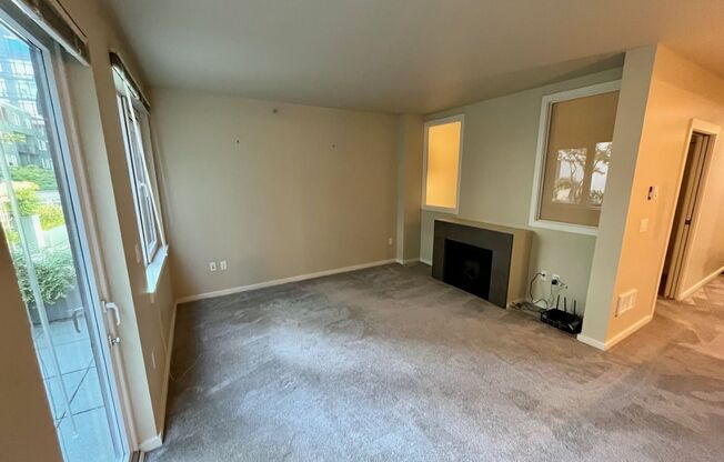 1 bed, 1 bath, $2,050, Unit # 329