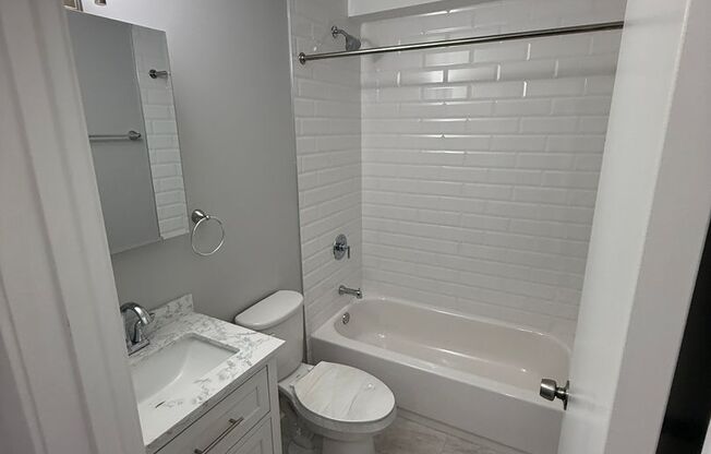 1 bed, 1 bath, $1,750, Unit 104