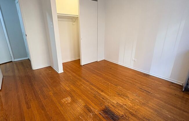 2 beds, 1 bath, 672 sqft, $1,165, Unit CA 133-2E