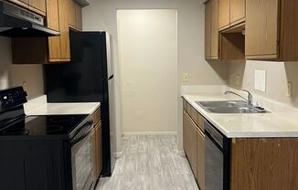 Wheaten Place (10919 Cottonwood Lane)