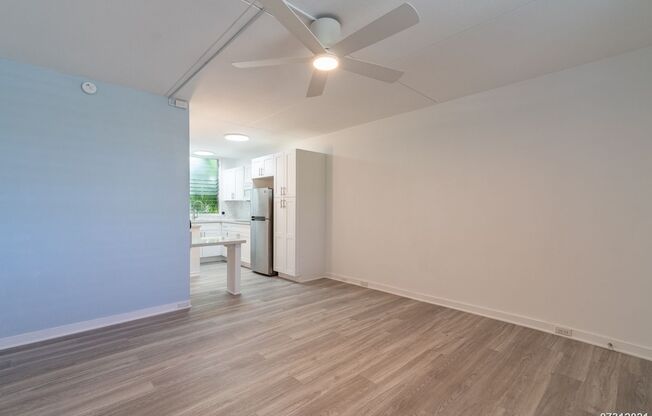 RECENTLY RENOVATED GROUND FLOOR PUALEI CIRCLE STUDIO!