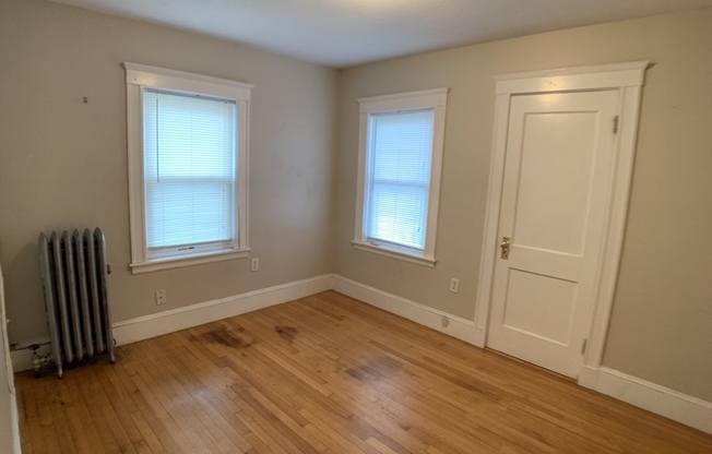 2 beds, 1 bath, 1,000 sqft, $2,200, Unit 2