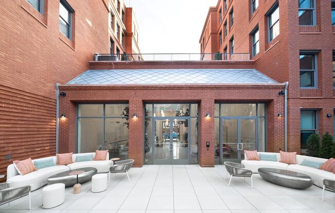 1 bed, 1 bath, 620 sqft, $3,775, Unit 323