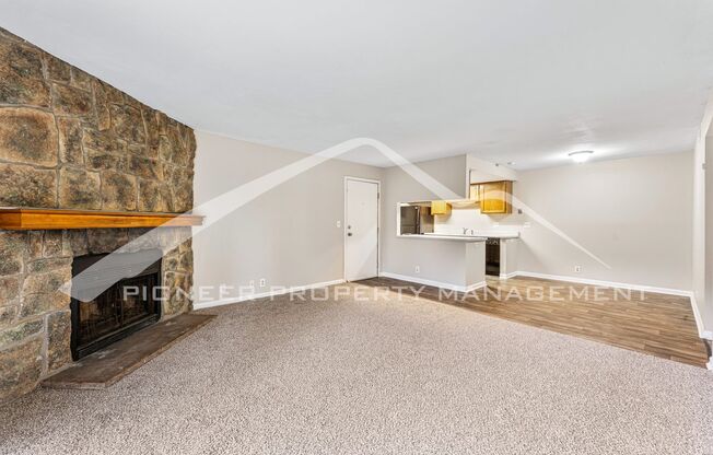 Spacious Condo with Washer/Dryer and Central AC