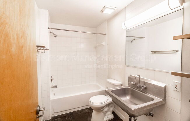 1 bed, 1 bath, 728 sqft, $1,615, Unit 147