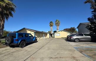 Great Location! 3BD and 2BA.