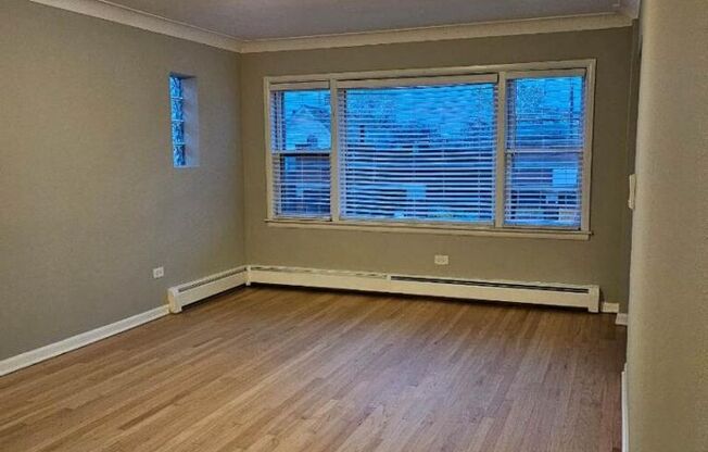 5858 Diversey ALBANY