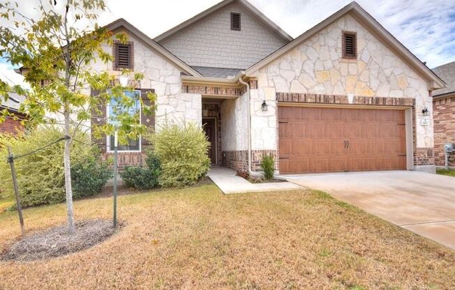 3 beds, 2 baths, $2,050