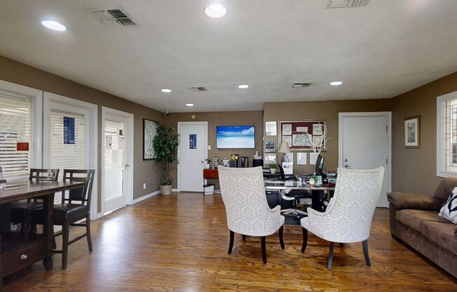 1 bed, 1 bath, 535 sqft, $879