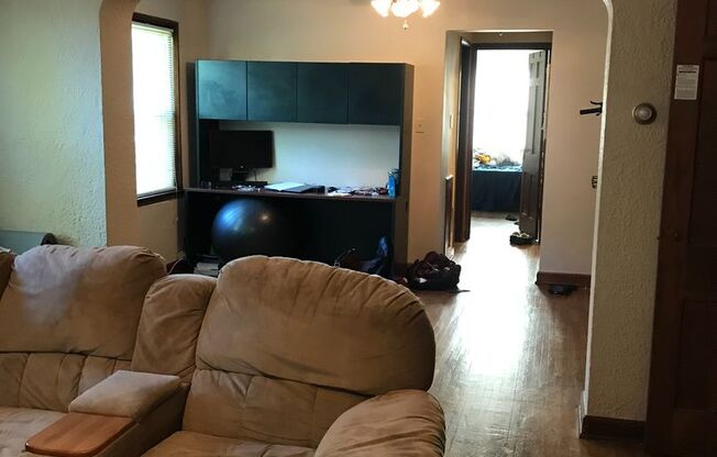 Foley - 1373 Eastview