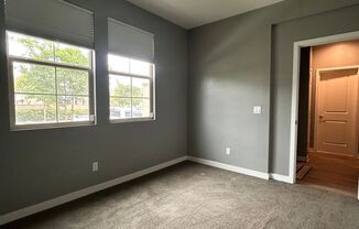1 bed, 1 bath, 120 sqft, $1,295, Unit Room 1