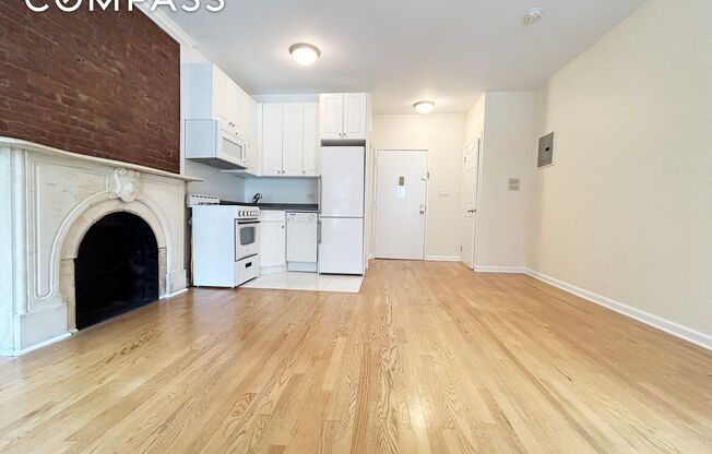 Studio, 1 bath, $2,575, Unit 4A