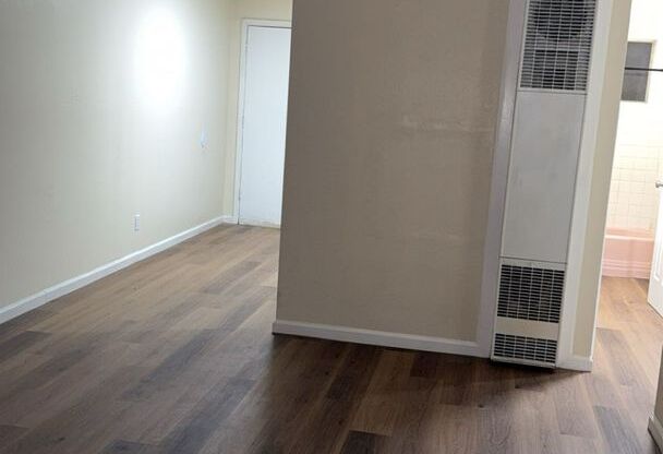 Charming Apartments with Courtyard and Private Parking