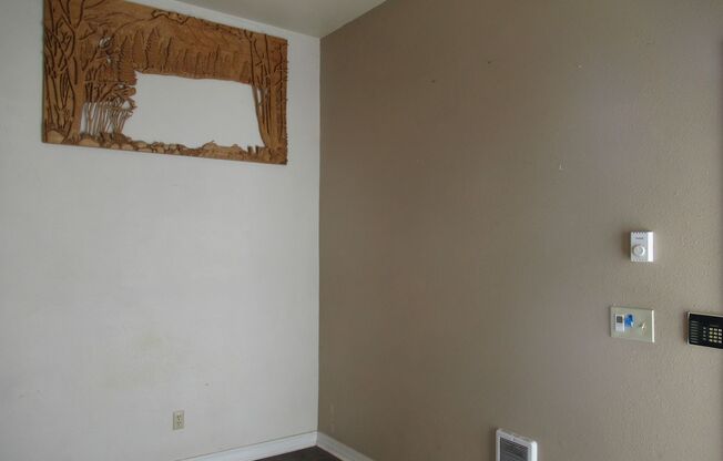 Spacious 1 bedroom, .75 bathroom MIL apartment ALL UTILITIES INCLUDED