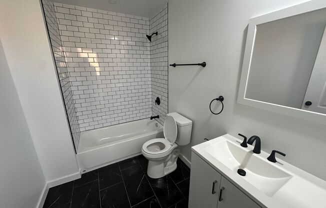 Studio, 1 bath, 173 sqft, $850, Unit 207