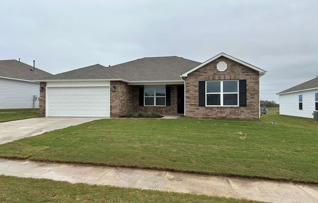 4 Bedroom 2 Bath 2 Car Garage - Coweta Schools