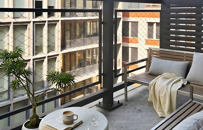 Studio, 1 bath, 570 sqft, $7,000, Unit S8E