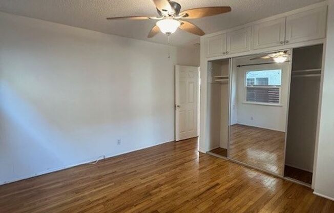 2 beds, 1 bath, $3,295, Unit 1029-D