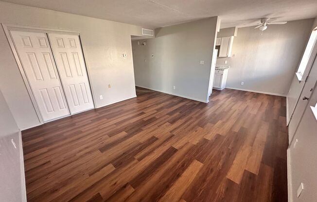 2 beds, 1 bath, 800 sqft, $1,015, Unit Unit C