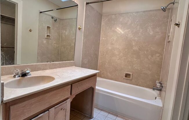 3 beds, 2 baths, $1,950
