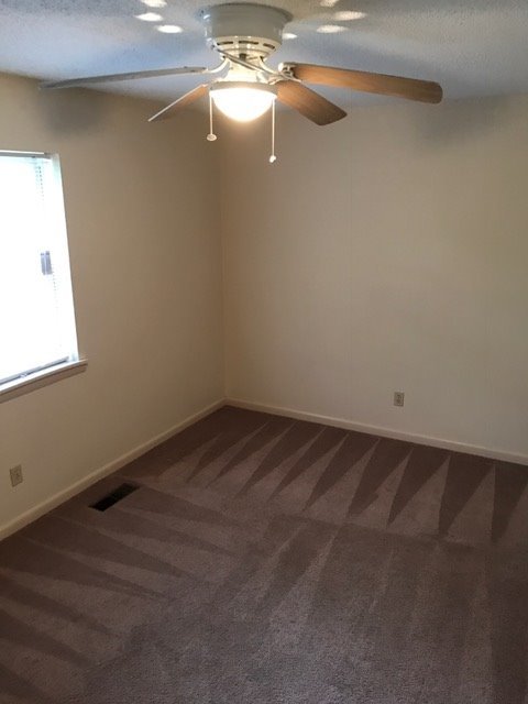 2 beds, 1 bath, 1,200 sqft, $775