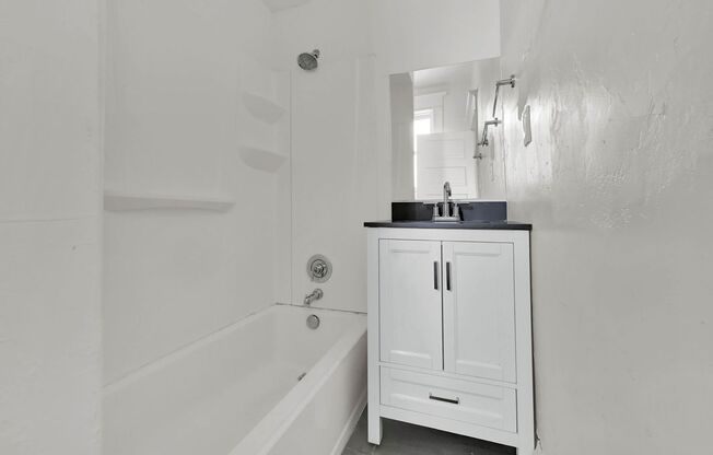 1 bed, 1 bath, $1,150, Unit 722-06