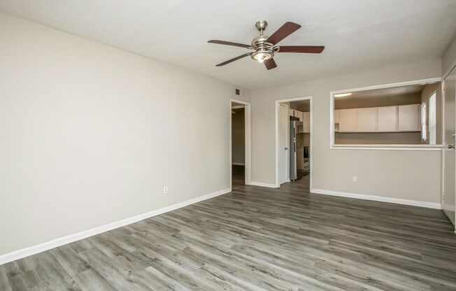 2 beds, 1 bath, 770 sqft, $1,100, Unit G5