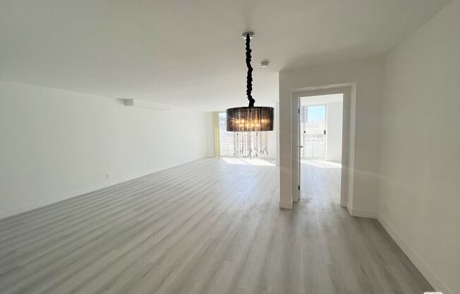 1 bed, 1.5 baths, 1,207 sqft, $4,195, Unit 906