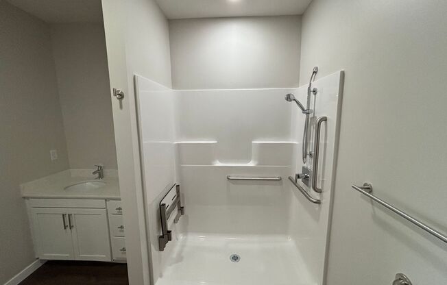 Studio, 1 bath, 660 sqft, $1,395, Unit 522 - S857 ADA Unit
